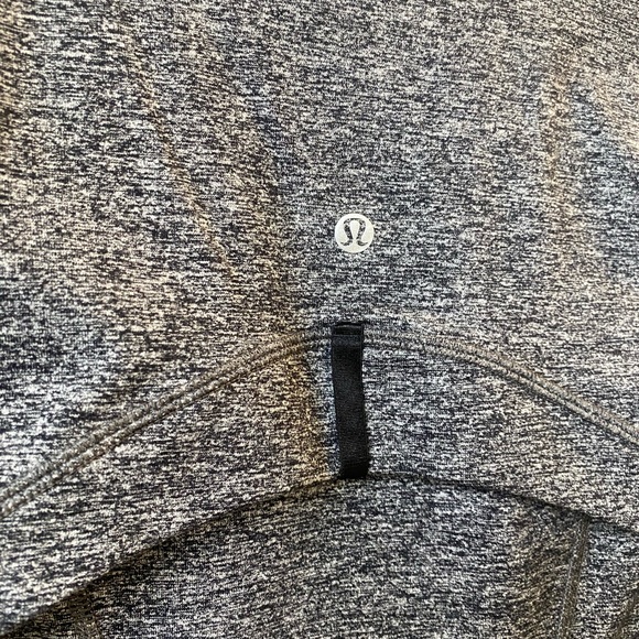 Lulu Lemon Define Jacket - Size 6 - Picture 6 of 7